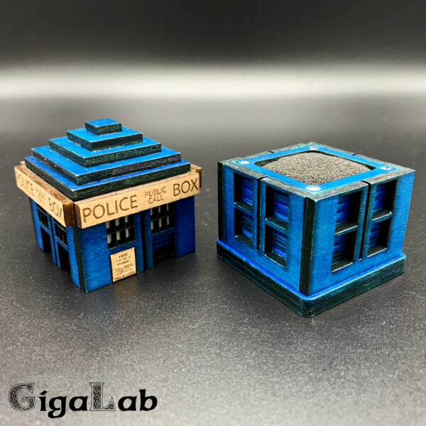 TARDIS - Scatolina porta anello in legno - Proposta Matrimonio - immagine 3