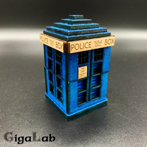 TARDIS - Scatolina porta anello in legno - Proposta Matrimonio - immagine 2